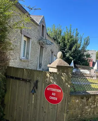 Certificat, récompense, panneau ou autre document affiché dans l'établissement Maison de famille Normande
