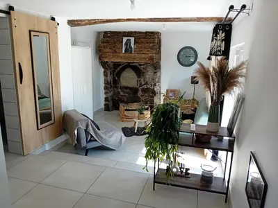 Coin salon dans l'établissement chambre ou la maison