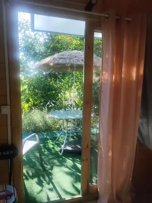 Jardin de l'établissement Chalet fleuri