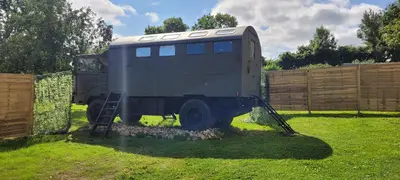 Jardin de l'établissement Hébergement insolite