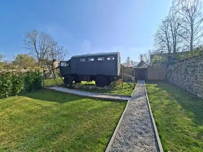 Jardin de l'établissement Hébergement insolite