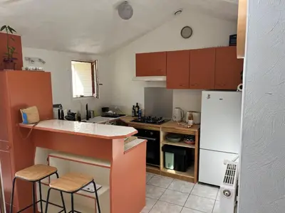 Cuisine ou kitchenette dans l'établissement Mon petit Luc