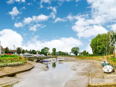 Vue sur la rivière ou le fleuve situé(e) à proximité de la maison de vacances