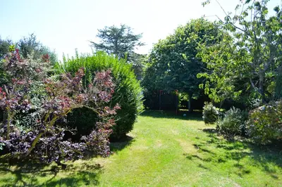 Jardin de l'établissement Villa des Perelles