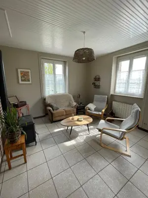 Coin salon dans l'établissement La petite gare de Saint Georges de la rivière
