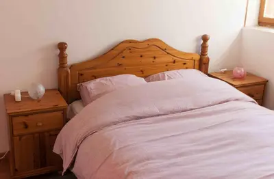 Un ou plusieurs lits dans un hébergement de l'établissement Rouge - 3 star ground floor apartment