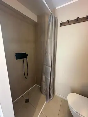 Salle de bains dans l'établissement Studio Proche Gare, Centre ville