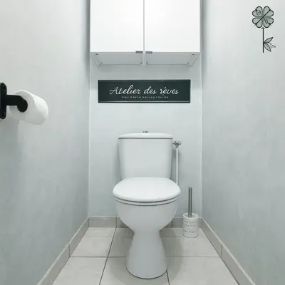 Salle de bains dans l'établissement Granville 6 pers, proche gare-mer-centre, jardin
