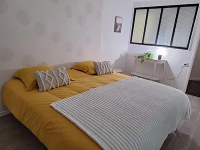 Un ou plusieurs lits dans un hébergement de l'établissement Loft Dosyl près du Mont-Saint-Michel