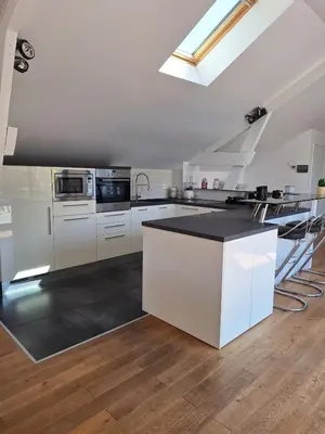 Cuisine ou kitchenette dans l'établissement Loft Dosyl près du Mont-Saint-Michel