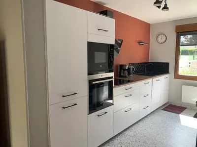 Cuisine ou kitchenette dans l'établissement La Bisquine