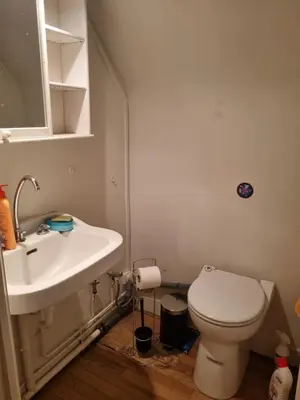 Salle de bains dans l'établissement Chambre indépendante chez l'habitant