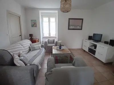 Coin salon dans l'établissement Les Riaux