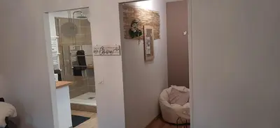 Salle de bains dans l'établissement Atelier des Rêves, gîte pour deux personnes avec spa près de la mer