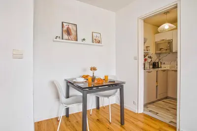 Cuisine ou kitchenette dans l'établissement Appartement classé 2 étoiles à Cabourg - Proche plage et centre-ville