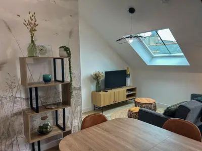 Télévision ou salle de divertissement dans l'établissement La Perle Cancalaise - studio au cœur du Port