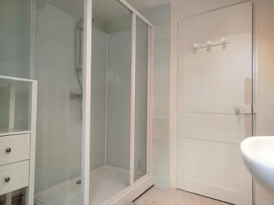 Salle de bains dans l'établissement La Cabane du Pêcheur