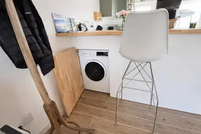 Cuisine ou kitchenette dans l'établissement Cocon paisible proche de la mer - Jardin & Parking