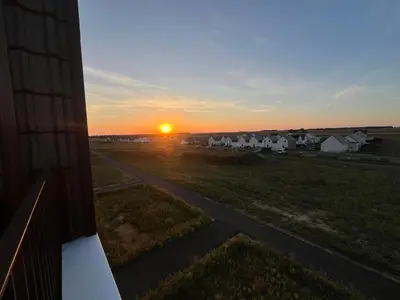 Lever ou coucher de soleil vu de l'appartement ou à proximité