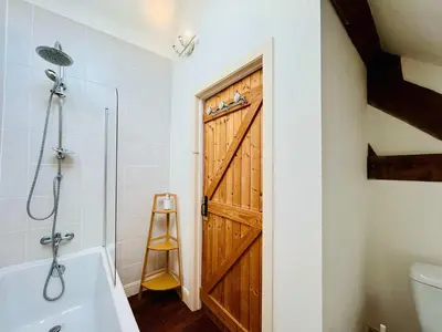 Salle de bains dans l'établissement Le Nid de Saint Pierre Cozy & Near the City Center