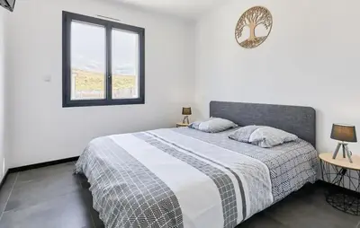 Un ou plusieurs lits dans un hébergement de l'établissement Cozy Home In Saint Germain Sur Ay With Wifi
