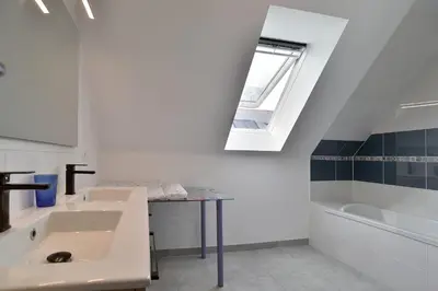 Salle de bains dans l'établissement Ker Ostrea - Moins dun km de la plage