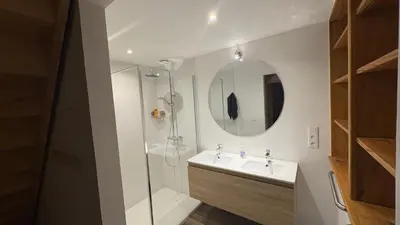 Salle de bains dans l'établissement maison familiale Mont Saint-Michel