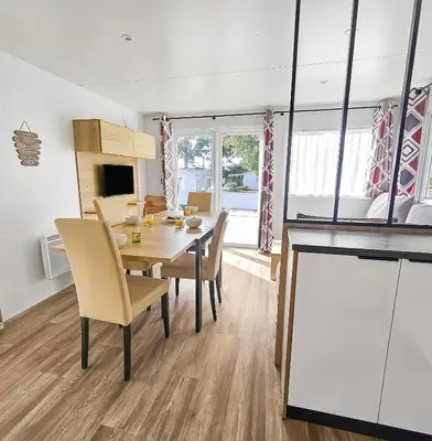 Cuisine ou kitchenette dans l'établissement L'horizon du bonheur