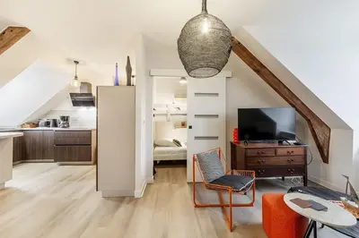Cuisine ou kitchenette dans l'établissement Armor beautiful renovated apartment 2 bedrooms