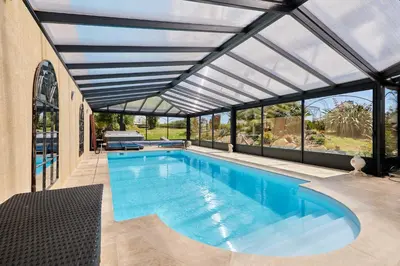 Piscine de l'établissement Le Hamelinet ou située à proximité
