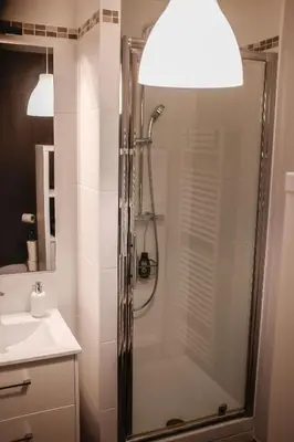 Salle de bains dans l'établissement Scamaroni Caen