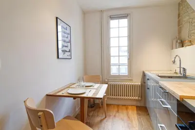 Cuisine ou kitchenette dans l'établissement Le Cosy de la Rue Froide - Centre Historique