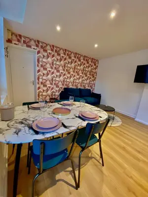 Télévision ou salle de divertissement dans l'établissement Appartement confortable en plein centre historique
