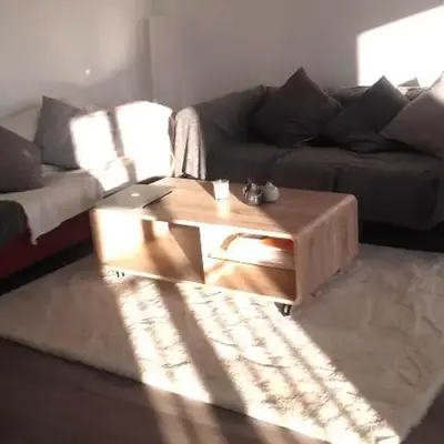 Chambre privee chez l habitant dans un appartement cosy avec acces aux espaces communs