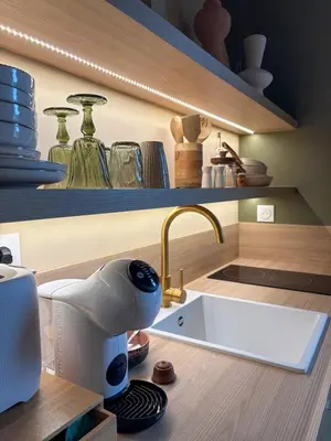 Cuisine ou kitchenette dans l'établissement Baldamour Cocon romantique et spa Proche Caen