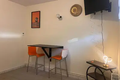 Télévision ou salle de divertissement dans l'établissement Relaxation at 