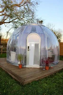 Jardin de l'établissement Maison Thalène - La Bulle