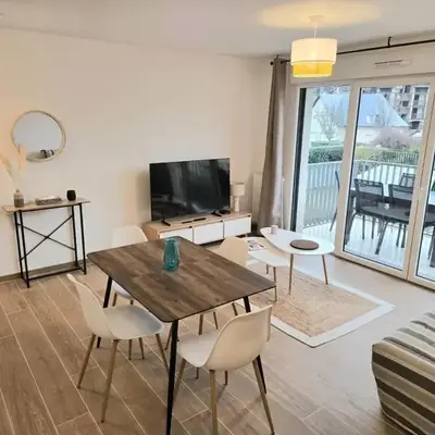 Beautiful new and bright apartment Sable & Sel