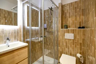 Salle de bains dans l'établissement Le 4 du Clos Fleuri - Proche Hippodrome