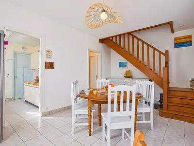 Plan de l'établissement Maison de vacances à 100m de la plage, jardin, séjour convivial - FR-1-788-97