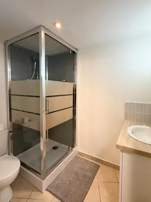 Salle de bains dans l'établissement Rive Gauche
