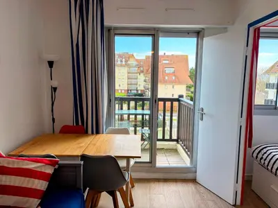 Balcon ou terrasse dans l'établissement Ambiance marine, bel appartement avec vue mer, balcon, piscine et tennis