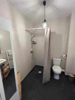 Salle de bains dans l'établissement Appartement proche université