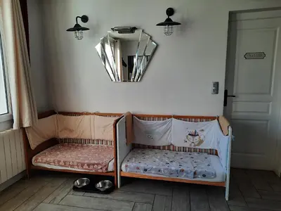 Coin salon dans l'établissement La Martine Petfriendly