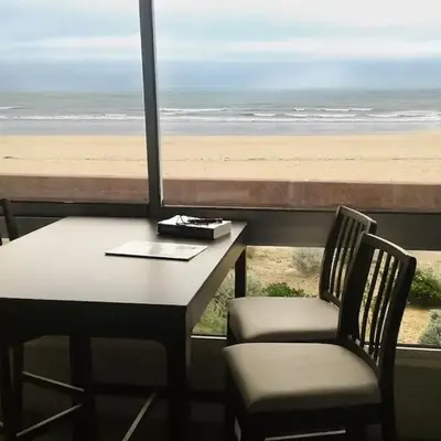 vue mer et plage Courseulles