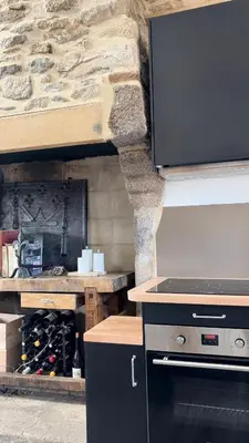 Cuisine ou kitchenette dans l'établissement Pom Paille en Normandie