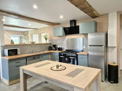 Cuisine ou kitchenette dans l'établissement Pont-d'Ouilly - L'Érable