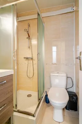 Salle de bains dans l'établissement Le petit élégant, Parking Facile, GARE, Wifi