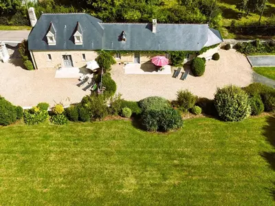 Jardin de l'établissement Holiday Home Le domaine des roseraies- Unterkunft Maupassant by Interhome