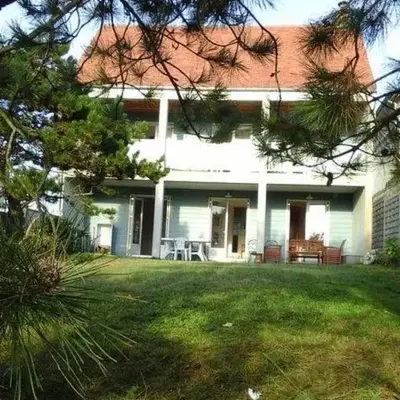 Holiday Home Robinson-Villa mit Meerblick- 50m vom Strand entfernt by Interhome